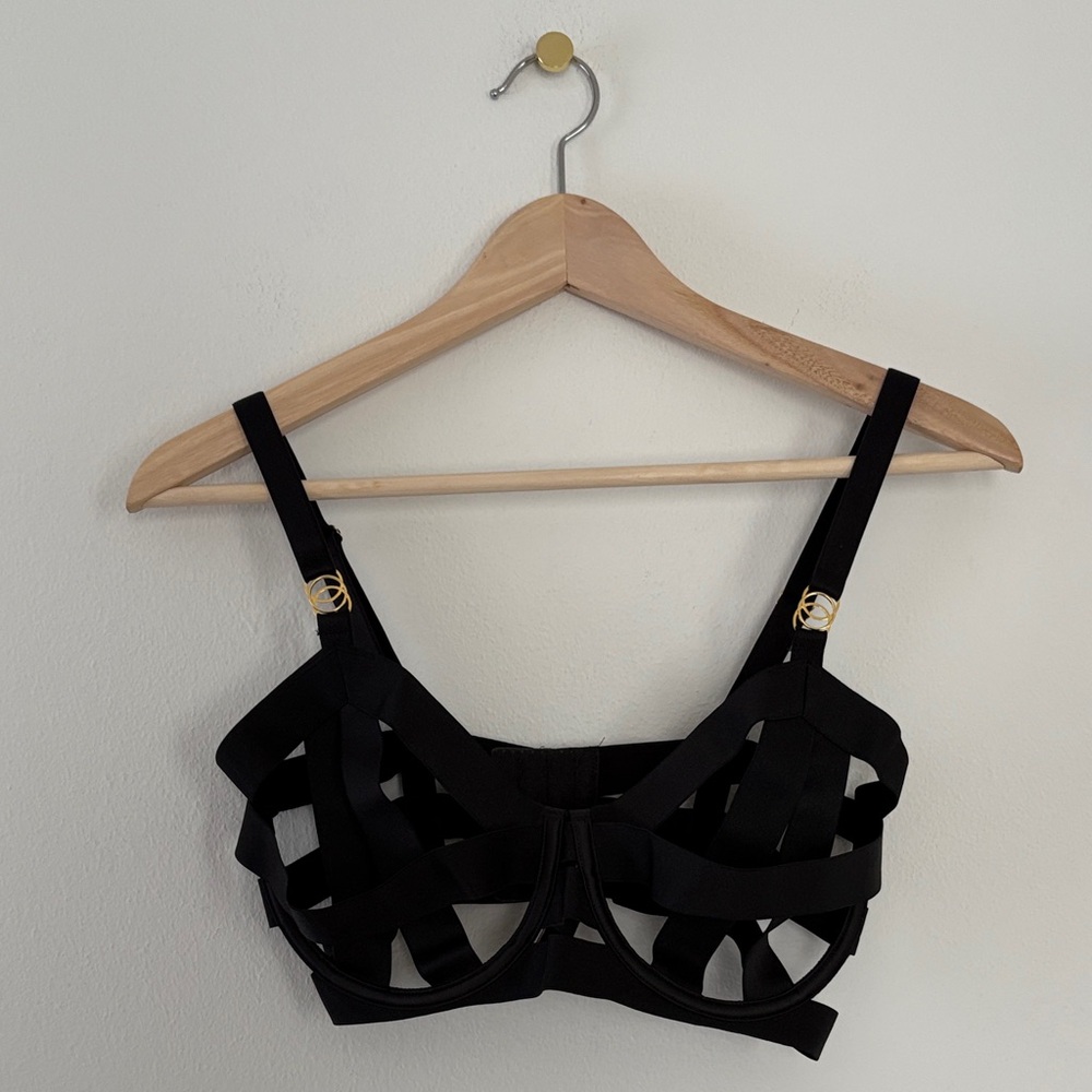 Victoria's Secret Black Strappy Bra